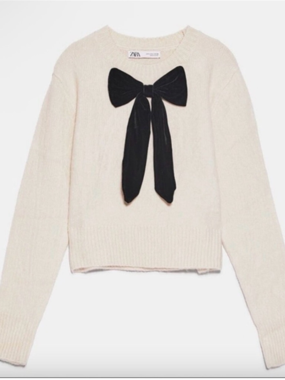 Zara Black Velvet Bow Cropped Sweater Cream Size Small